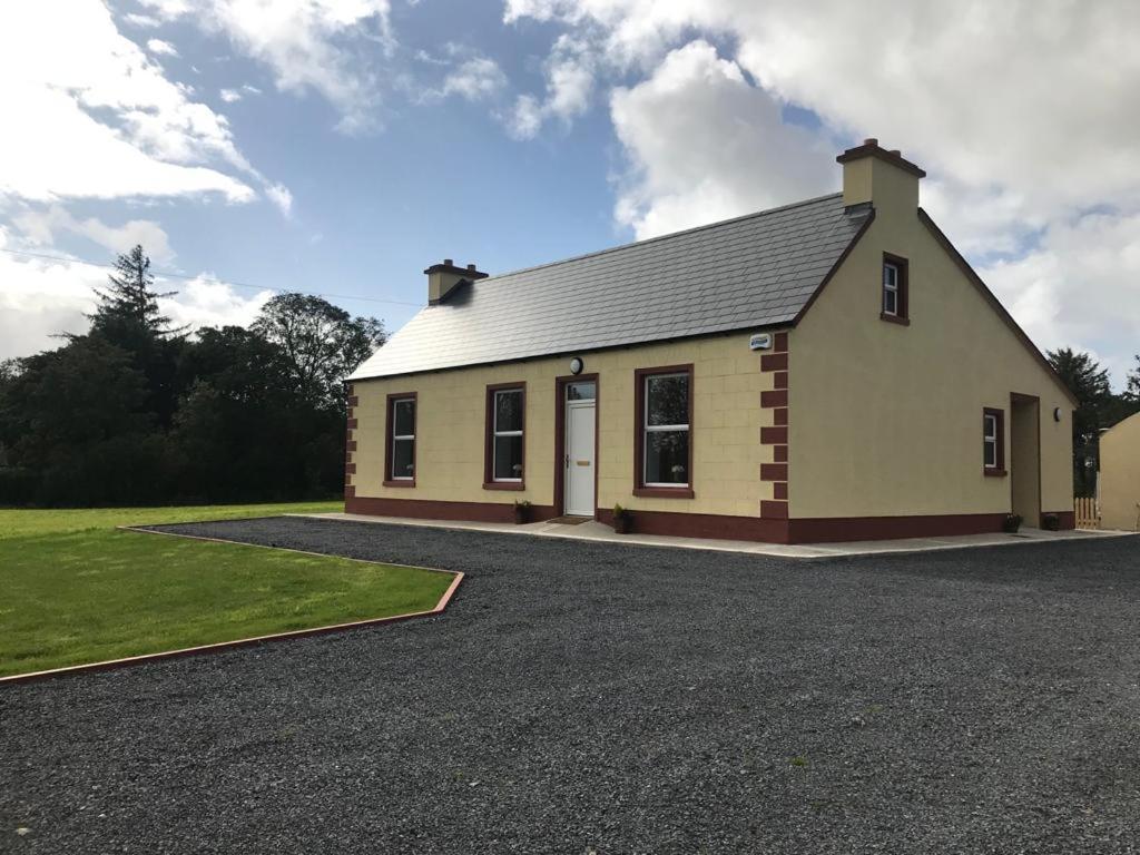 Joes Cottage Droíchead an Chláir Εξωτερικό φωτογραφία