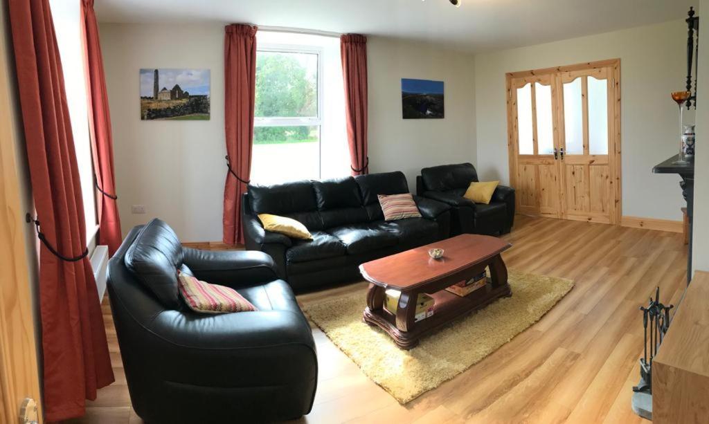 Joes Cottage Droíchead an Chláir Εξωτερικό φωτογραφία